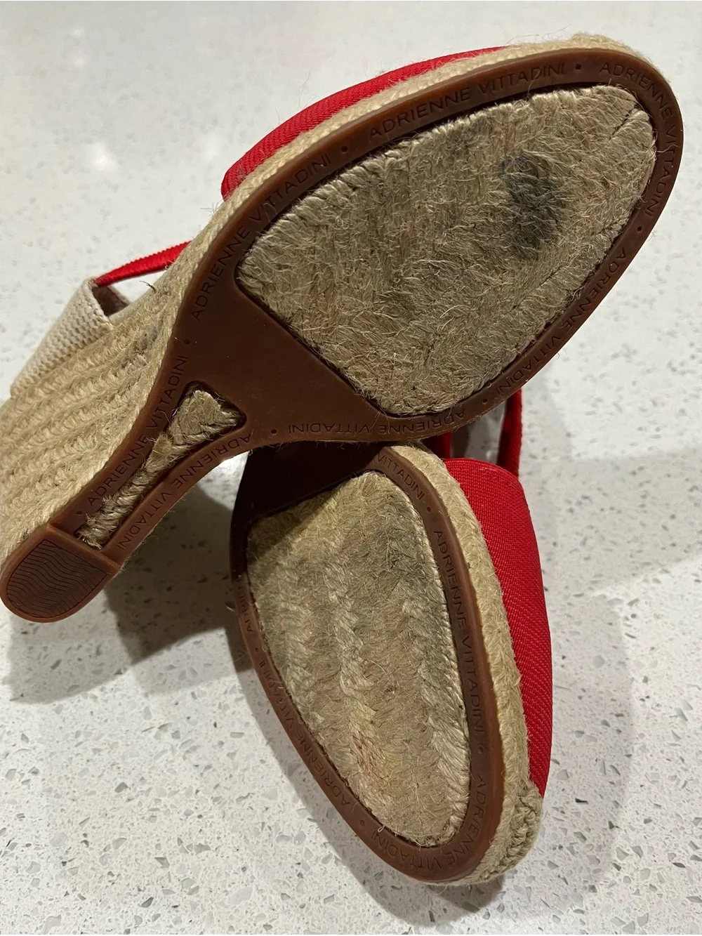 Adrienne Vittadini NWOB Women's Red Strappy Wedge Summer Sandals Size 7 M